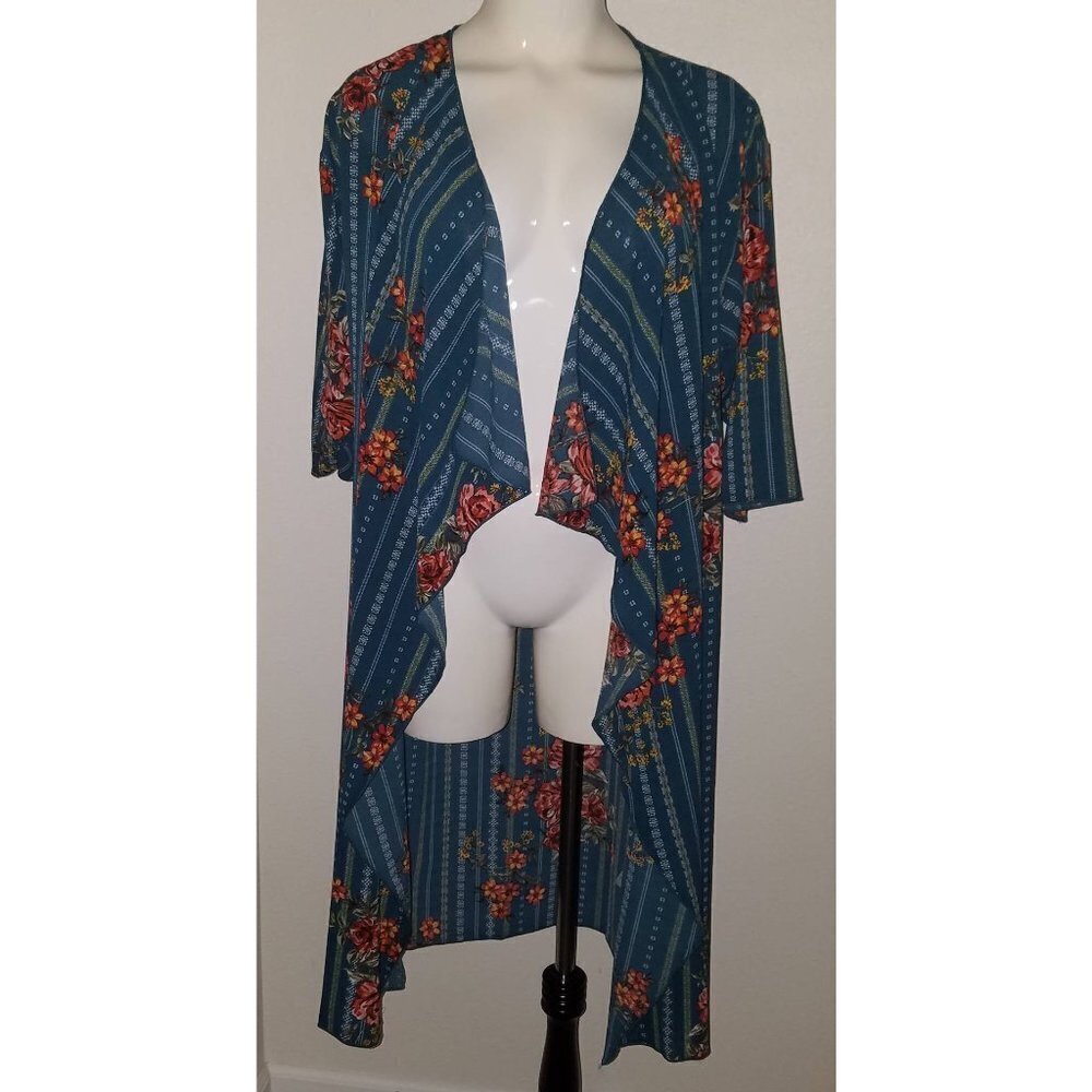 NWT LuLaRoe Shirley Kimono Green Roses Flowers Size Small Open Front Cardigan